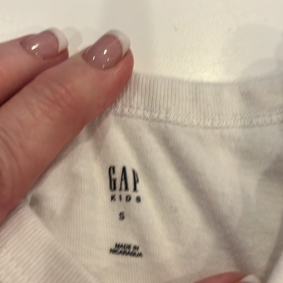 Bundle of 5 Gap and Old Navy Long Sleeve T’s - excellent condition! - Picture 4 of 12